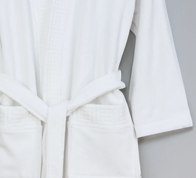 Tilsim White Bathrobe